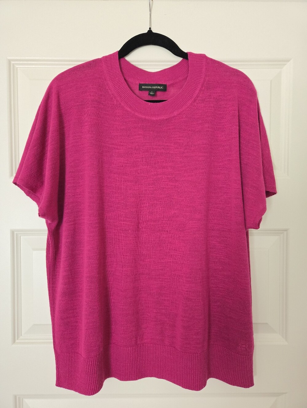 Banana Republic Bright Fuchsia Short Sleeve Knit Sweater